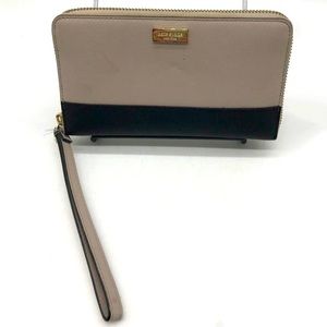 Kate Spade ♠️ color block wallet dusty pink & black 8”x4”seven’s leather